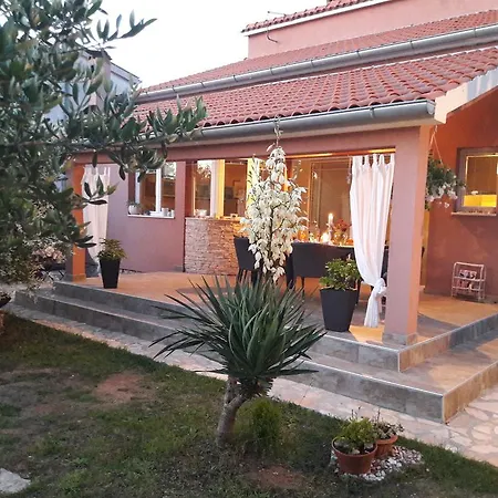 Vikendica Holiday Ivana Zadar